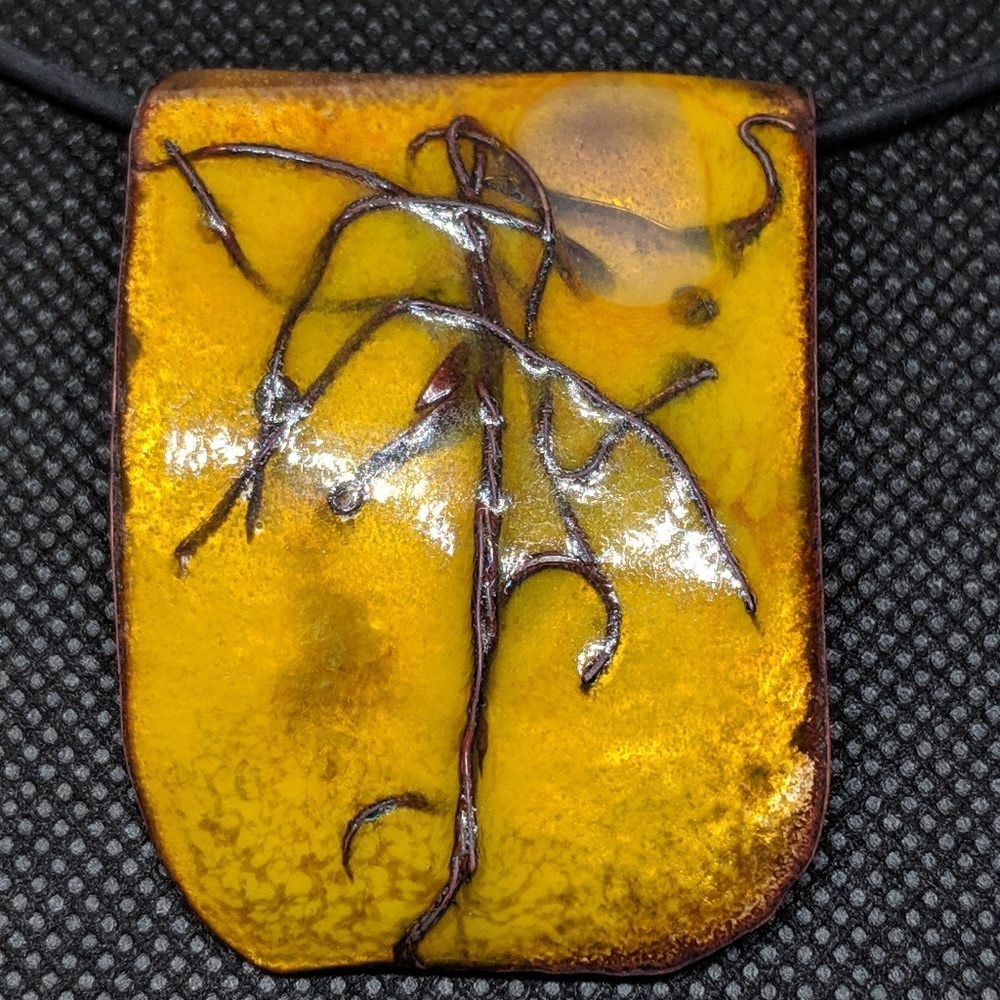 Vitreous Enamel Pendant Yellow with Abstract Desy